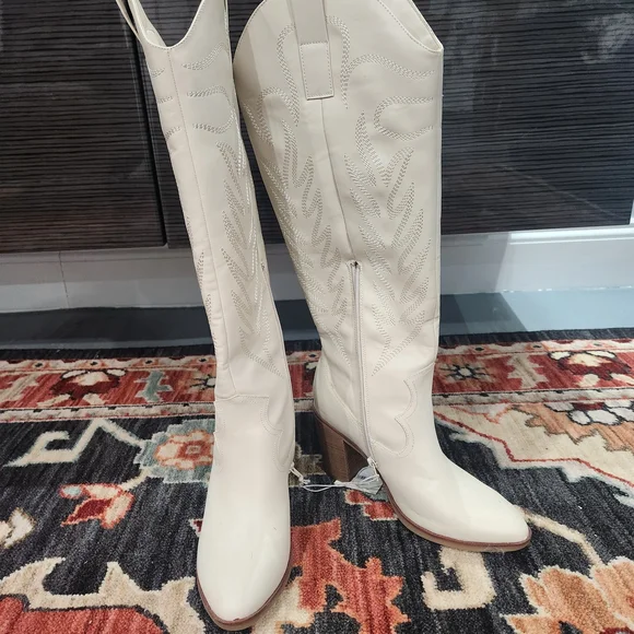 Altar'd State Cream Heeled Western Boots - Picture 1 of 5